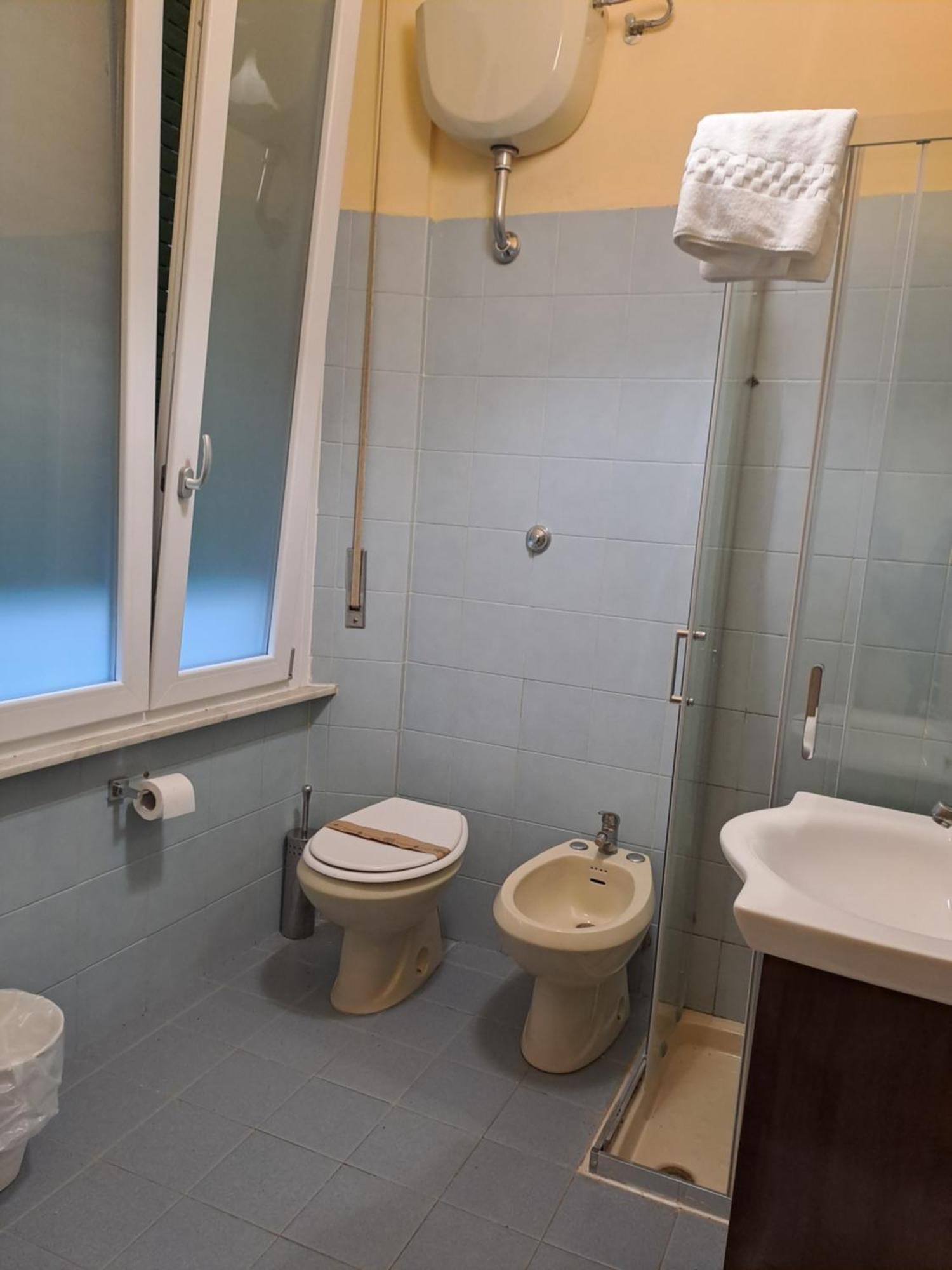 Giappone Inn Flat Livorno Exterior photo